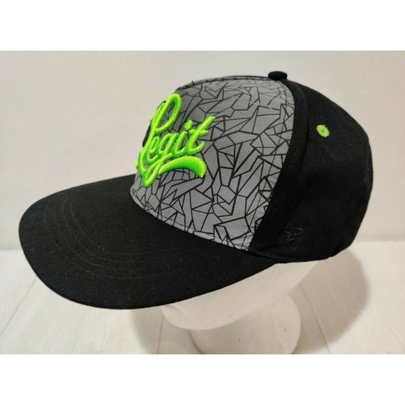 2 LEGIT Black Gray Green Snapback Cap Hat Brothers - Picture 2 of 12
